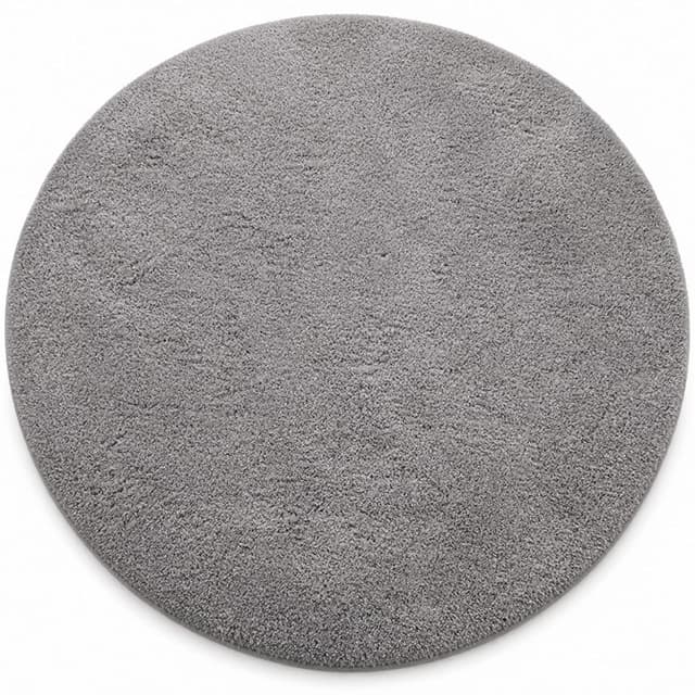 Okrugli tepih Dolce Vita 01SSS u svijetlosivoj boji sa mekanom mikrofiber površinom i debljinom od 25 mm