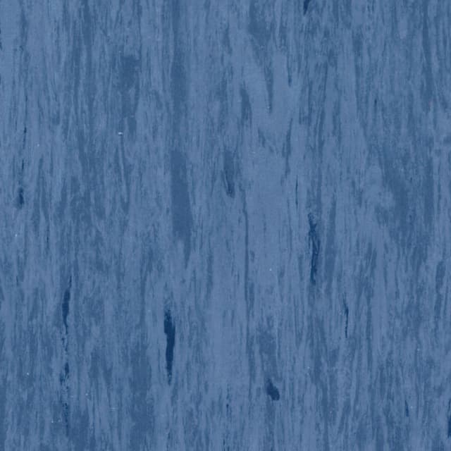 Homogeni vinil pod Standard Plus (2,0 mm) Dark Blue 0493 u plavom linearnom dezenu za prostore sa velikom frekvencijom kretanja