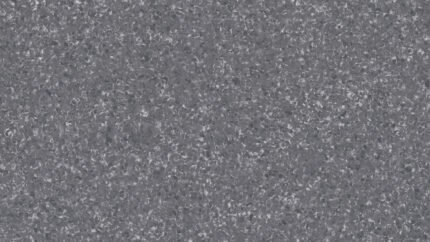 Antistatički pod Primo SD Dark Cool Grey 0563 sa kontrolom statičkog elektriciteta i tamnosivim granuliranim dezenom za laboratorije, sterilne sobe i profesionalne prostore.